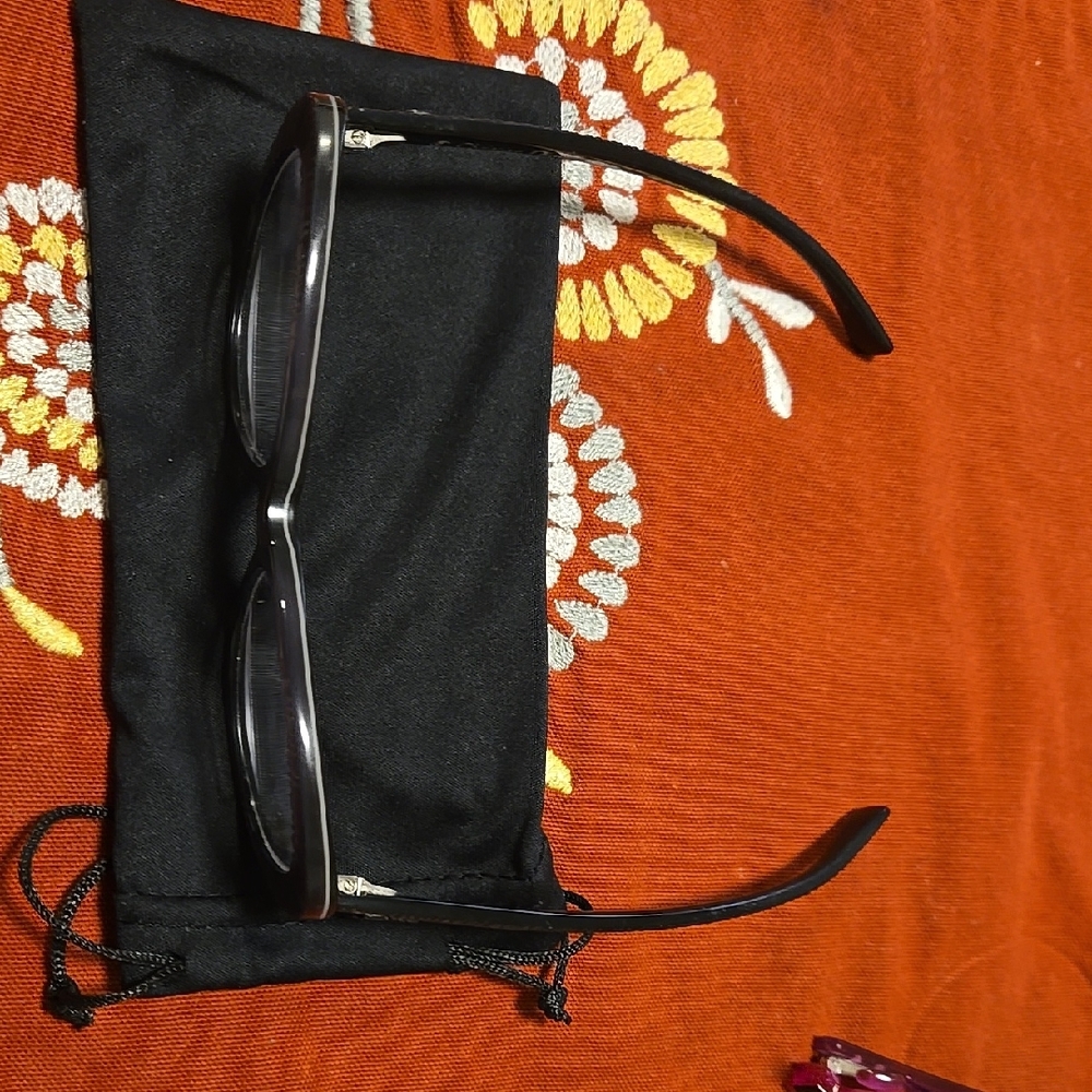 Black Rectangular Glasses With Case - image 1